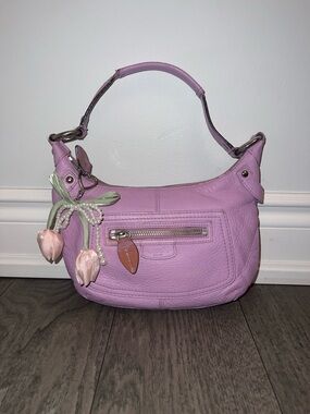 🌷Coach Lavender Pebbled Leather Shoulder Bag with Floral Charm